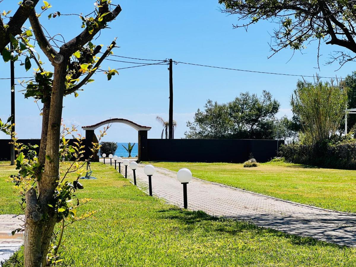 Hotel Gazonia Family Estate Skala  Exterior foto